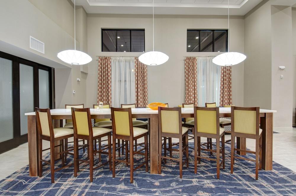 Hampton Inn & Suites Springfield Downtown מראה חיצוני תמונה