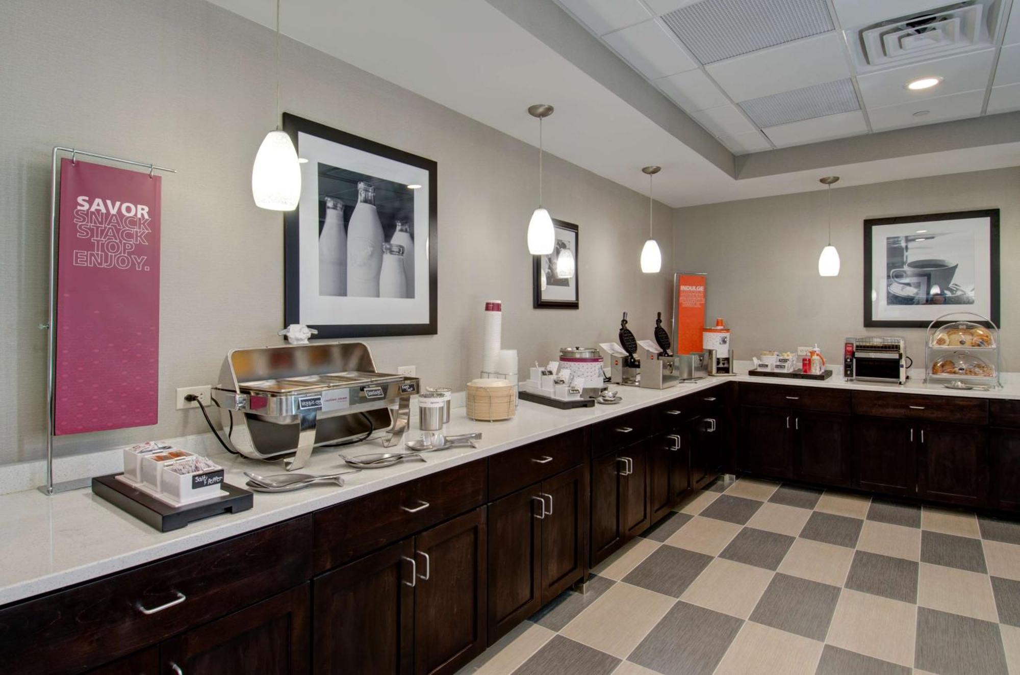 Hampton Inn & Suites Springfield Downtown מראה חיצוני תמונה