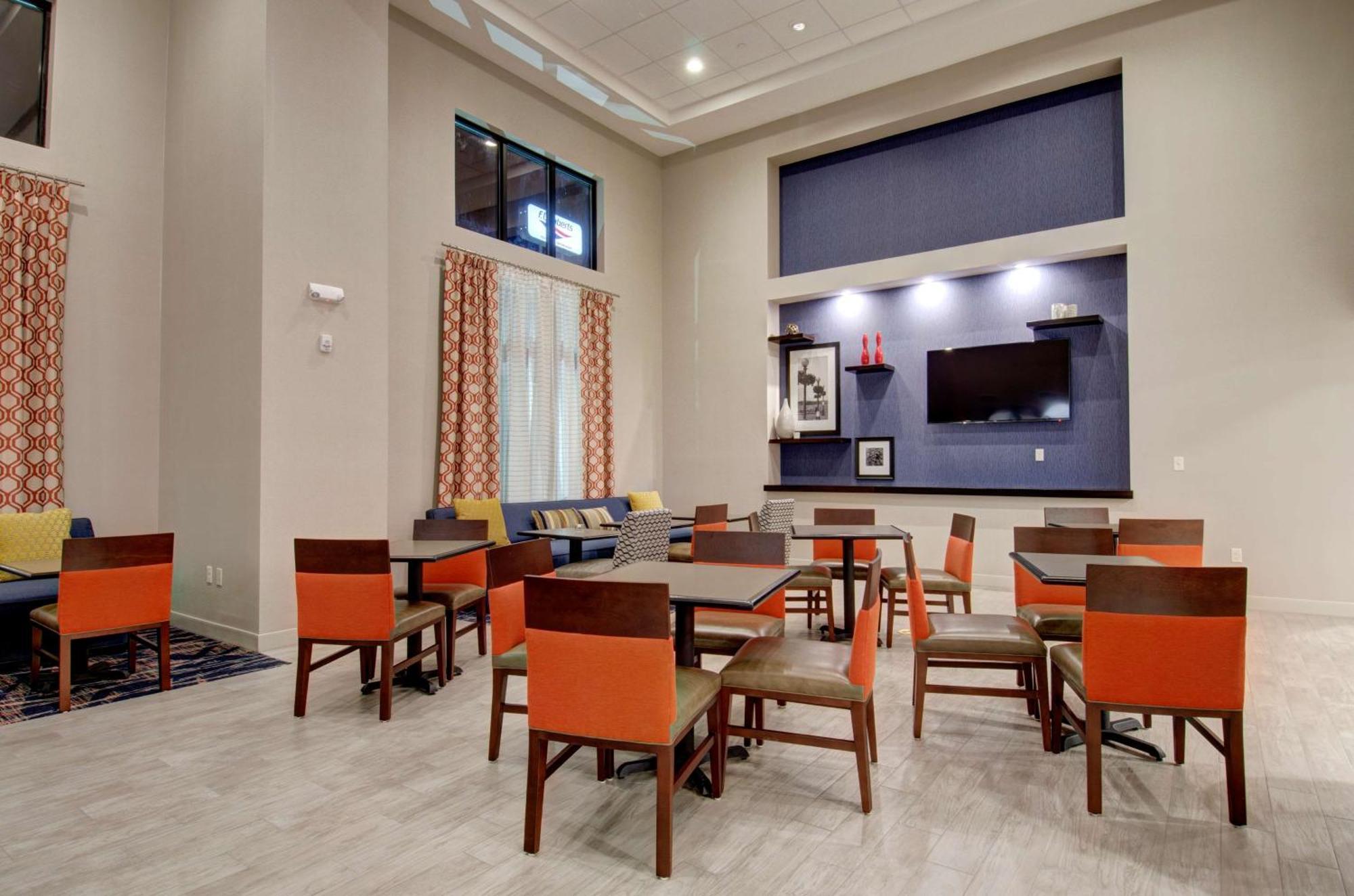 Hampton Inn & Suites Springfield Downtown מראה חיצוני תמונה