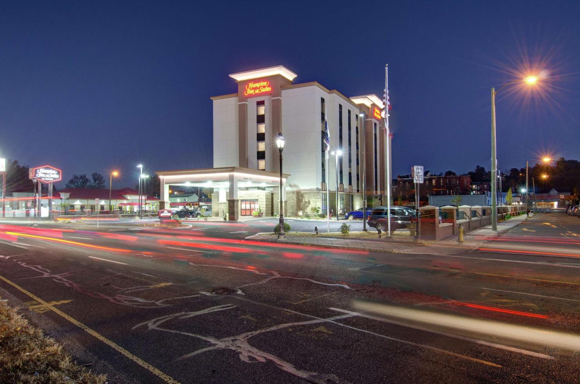 Hampton Inn & Suites Springfield Downtown מראה חיצוני תמונה